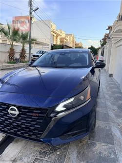 نيسان ألتيما